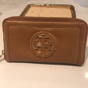 Tory burch royal tan wallet!